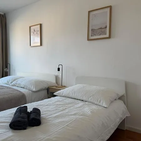 100 M2 Mit Balkon Und Parkplatz Gerasdorf bei Wien