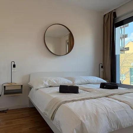 100 M2 Mit Balkon Und Parkplatz Gerasdorf bei Wien