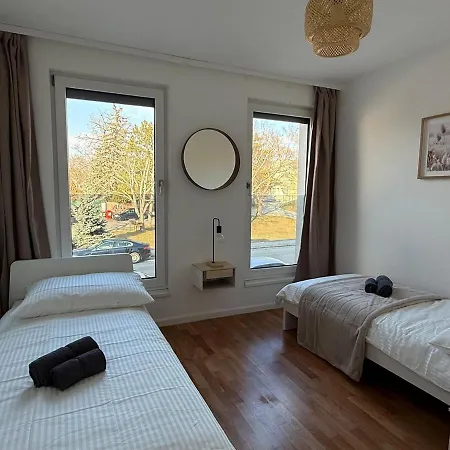 100 M2 Mit Balkon Und Parkplatz Gerasdorf bei Wien
