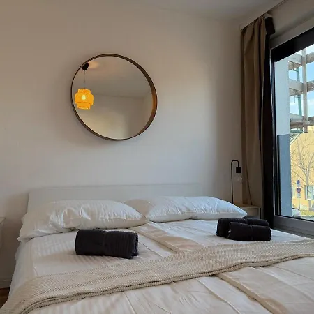 100 M2 Mit Balkon Und Parkplatz * Gerasdorf bei Wien